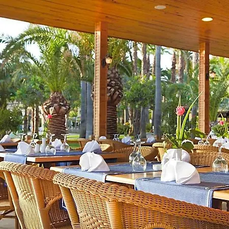 Meryan Hotell Odaonu