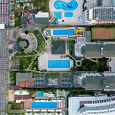 Hotell Meryan 5*